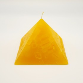 Espelmes - Piràmide de 140g